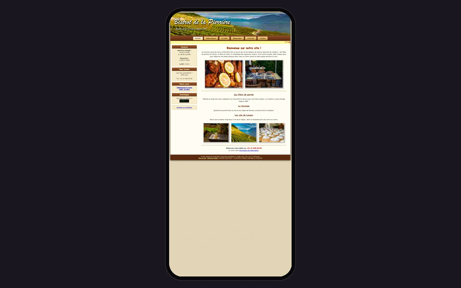 Vue « Accueil sur téléphone » du site d'origine inventé pour Bistrot de la Pierrière, entreprise fictive (restaurant, Lutry), dans un cadre de téléphone