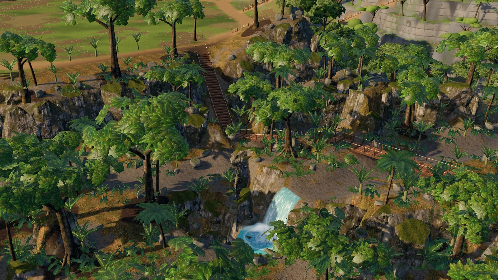 La forêt du jeu vue d'en haut : grands arbres, falaises moussues, un escalier de bois et une cascade turquoise
